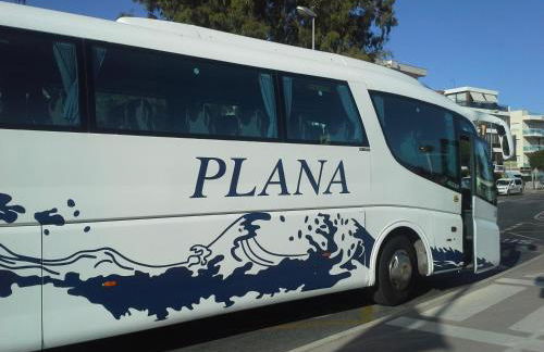 50 m de la plage! Proche du centre ville! Piscine! Vue sur mer et montagnes! Wifi! 2 vélos à disposition! - Photo 51