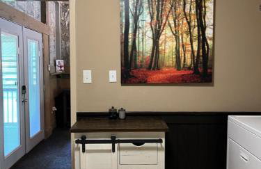 Cozy Barn with Pool Access & Near Lake Conroe - Foto 23