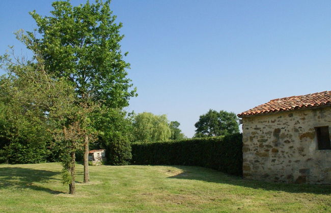 Holiday Home in Saint-laurent-de-la-salle With Pool - Foto 114