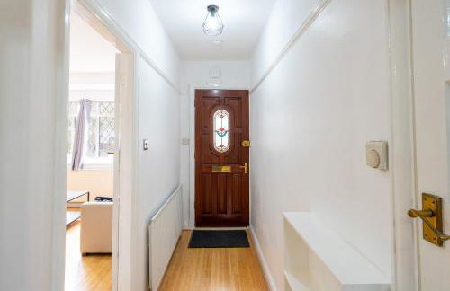 2 Bed, Wembley, Ealing, London - Foto 22