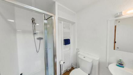 Pet Friendly 1Br Modernised Cottage with Fibre WiFi - Foto 4