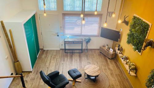 Dúplex tipo loft de estilo selvático y safari, con encanto y a pasos del mar - Photo 2