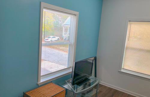 Beautiful Home in Atlanta - Photo 11