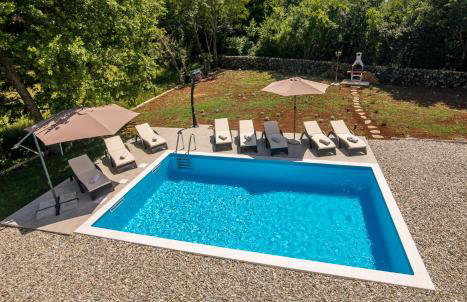 Villa surrounded by nature - Photo 64