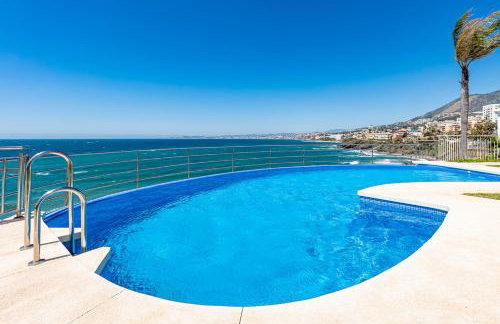 The Penthouse Panorama Exclusive Seafront Estate - Photo 2