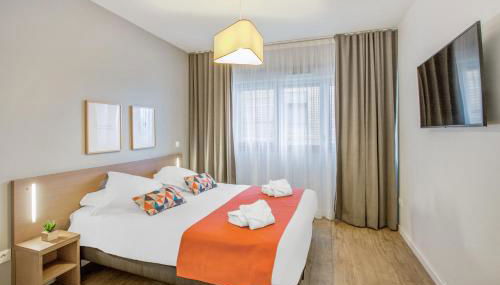 Appart'City Classic Annemasse Centre - Pays de Genève - Photo 2