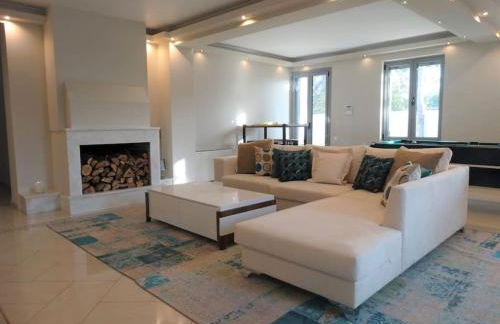 The White House Beach Villa - Foto 9