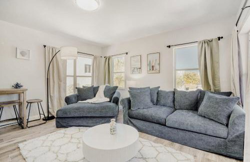 Lauderdale Breeze Villas - Luxury 3 BR Coastal Retreat - Foto 1