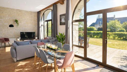 Appartement lumineux et cosy avec jardin vue sur chateau près Port en Bessin, Bayeux et Omaha Beach - Foto 2, Garden view