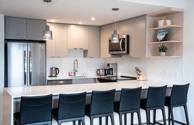 Switchback Suite by Revelstoke Vacations - Photo 22