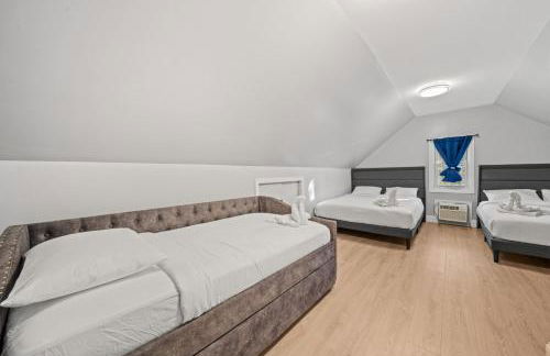 Spacious Luxe Stay Sleeps 16 20 Min to NYC - Foto 29