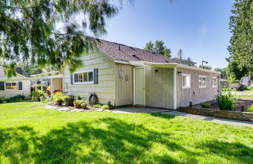 Charming Updated Retreat Walk to Lake Stevens! - Foto 17