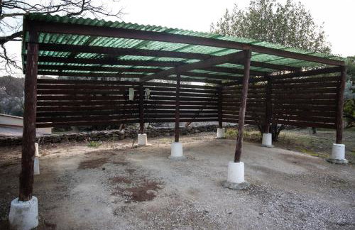 Slpendid villa with heated pool and Jacuzzi for 12 people in Saint-chamas - Foto 56