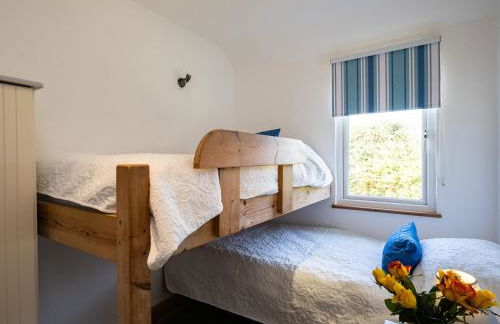 Harbour Lodge - Photo 16