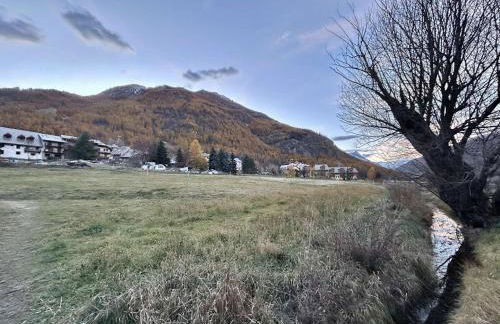 Studio Cabine Rénové avec Balcon et Parking Près des Pistes – La Salle-les-Alpes - FR-1-330F-220 - Photo 17