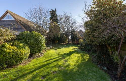 Oxfordshire Country Escape, 3 Bed Getaway - Photo 15