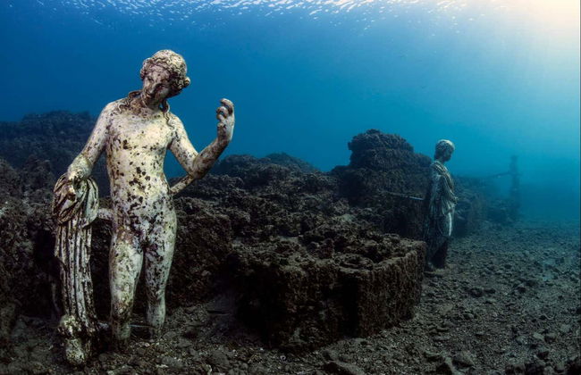 Snorkeling nel parco archeologico sommerso di Baia - Foto 1