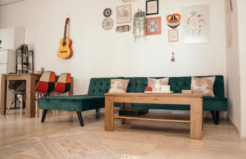 Villager's Art Apartment - Foto 8