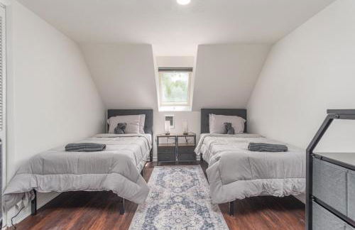 Renovated Barn in the Woods with Hot Tub - Foto 31