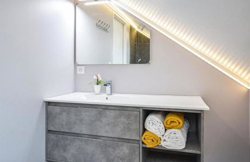 Gorgeous Home In St-Martin-Aux-Buneaux - Foto 31