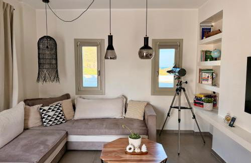 Apademia Skyros Luxury Apartment - Photo 4