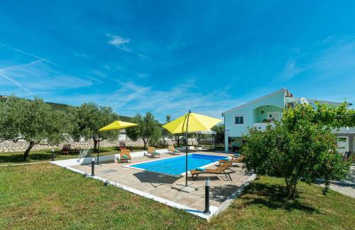 Holiday House Marina with pool - Foto 83