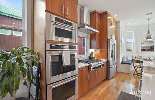 Impressive East Austin Gem Home That Has it All - Foto 13