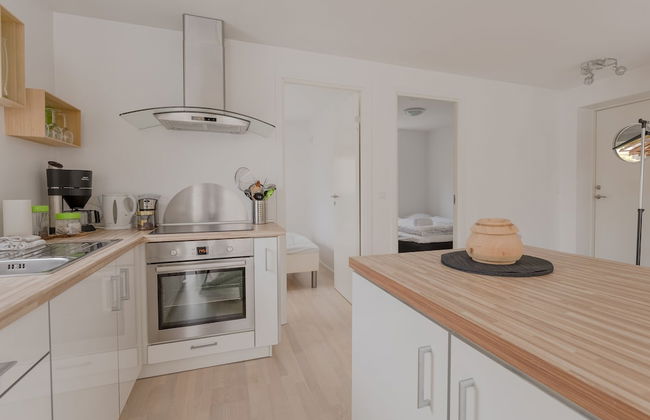 Waterfront Retreat | 2 Br Boathouse - Photo 10