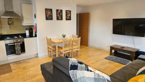 Stylish Hoxton 2 Bedroom 2 Bathroom Apartment Near Old Street & Shoreditch Sleeps 6 - Foto 2, stove