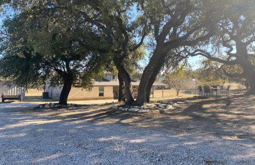 Texas Hill Country Ranch House - Great Views - Near Hidden Falls Park - Photo 4