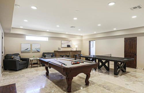 Luxury Estate, Sleeps 24, Sonoran by HomeStakes Stays - Foto 2