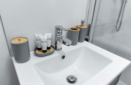 Matlock Town Centre Flat Near Transport Links - Foto 9