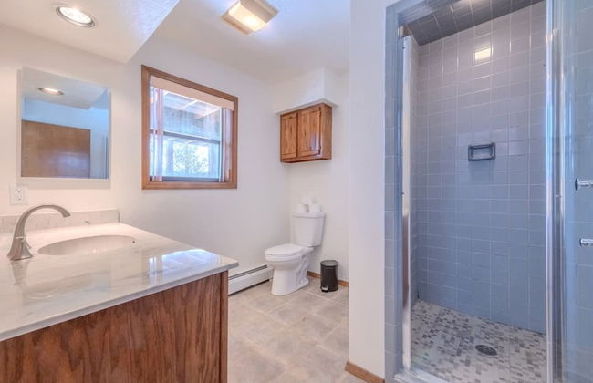 Grand Angel Fire Mountain Luxury ski Chalet - Photo 23