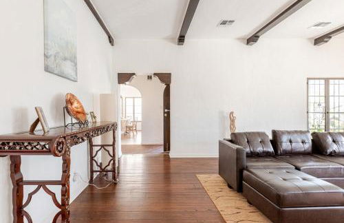 Cozy 3-Bedroom Home in K-town Los Angeles - Foto 12