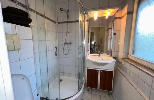 bungalow 115 keybox starlink wifi tv woods pittoresque town lidl restaurant P biophilia x5 - Foto 9