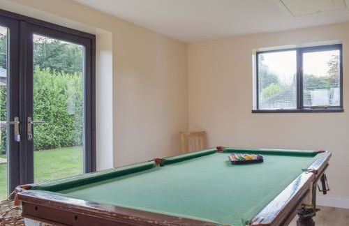 Hill View Lodge - Photo 10