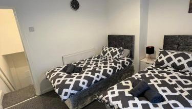 Anfield cosy stay - Photo 3