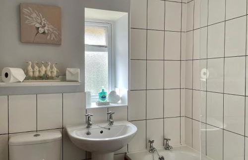 Gingerbread Cottage - Photo 10