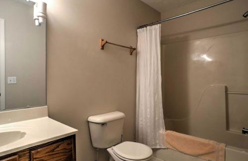 Creekfront Cabin Near Chattanooga with Hot Tub! - Foto 13