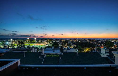 Phenomenal King, Air, Rooftop Deck, Walk to Beach - Foto 11