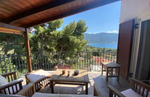 Manos’ Traditional Maisonette - Foto 1