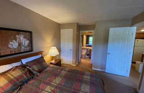 Pico Village Resort by RedAwning - Photo 20