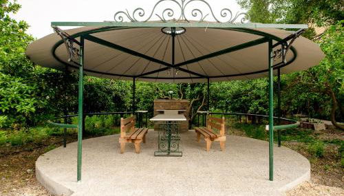 Irene's Treehouse - Photo 5