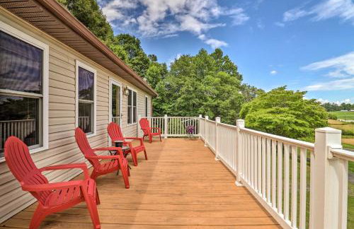 Charming Mills River Home with Porch and Yard! - Foto 3