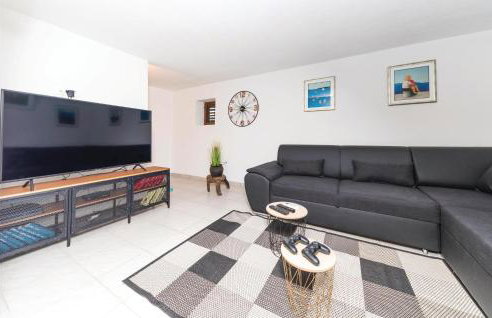 Two-Bedroom Holiday Home In Trilj - Photo 3