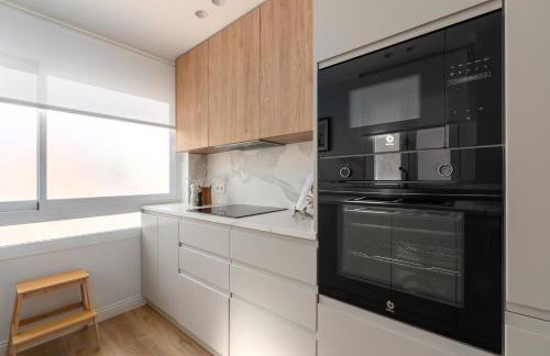 Donoso Cortes & Free parking by ELE Apartments - Photo 6