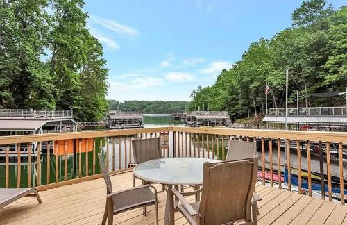 Georgia Lakeside Getaway with Private Pool - Foto 3