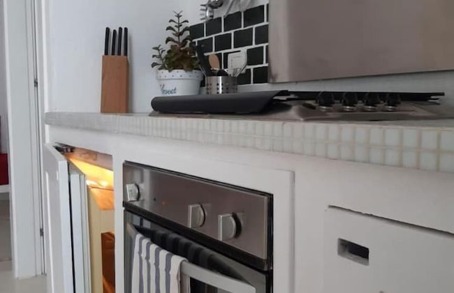 App Alex, Estoril Beach - Step Away From the sea Free Wifi - Foto 14