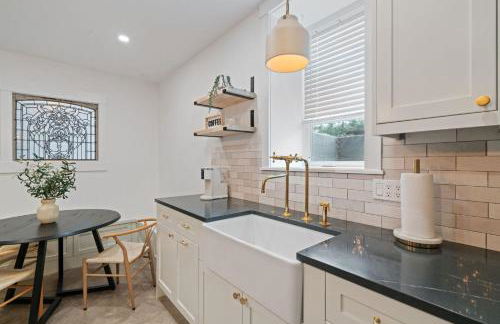 8ft Ceilings Basement Sauna Retreat - Foto 11