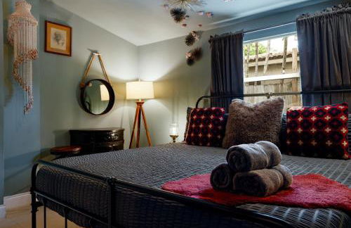 The Captain's Landing - 4 bedroom - 2 bathroom - Outdoor soaking tub - Adventure home - Foto 36